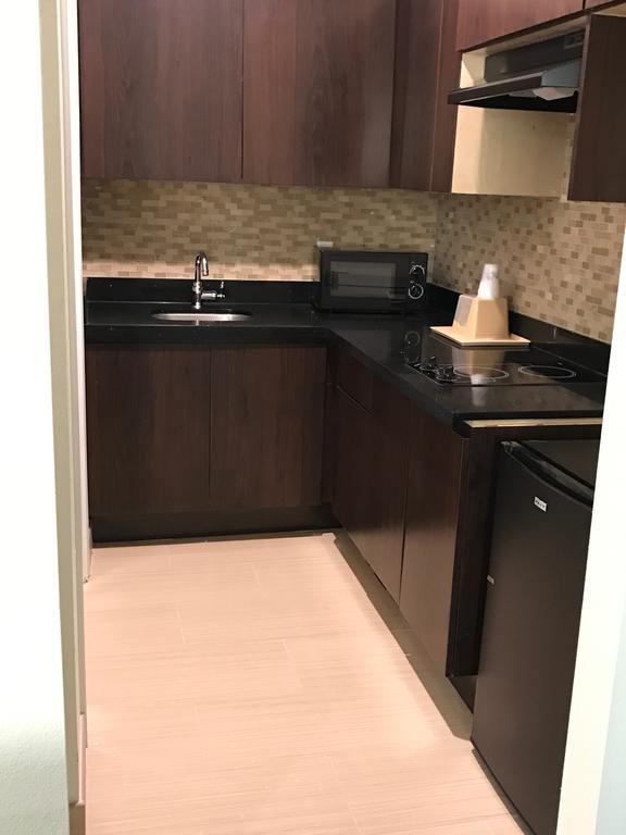 Americas Best Value Inn & Suites Spring / N. Houston Extérieur photo