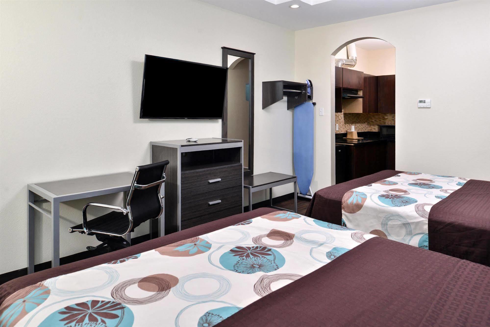 Americas Best Value Inn & Suites Spring / N. Houston Extérieur photo